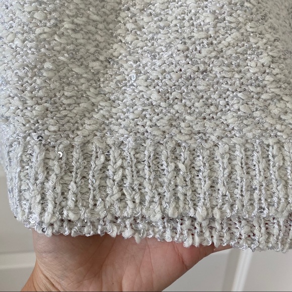 Orsay sparkly white fall sweater V-neck tight fit - Picture 3 of 13
